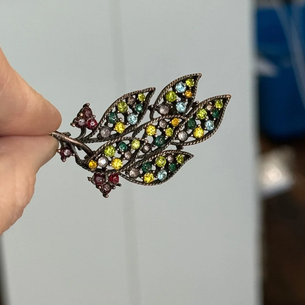 Leaf Branch Brooch Pin‎ Rhinestones Copper Tone Vintage Jewelry Accessory